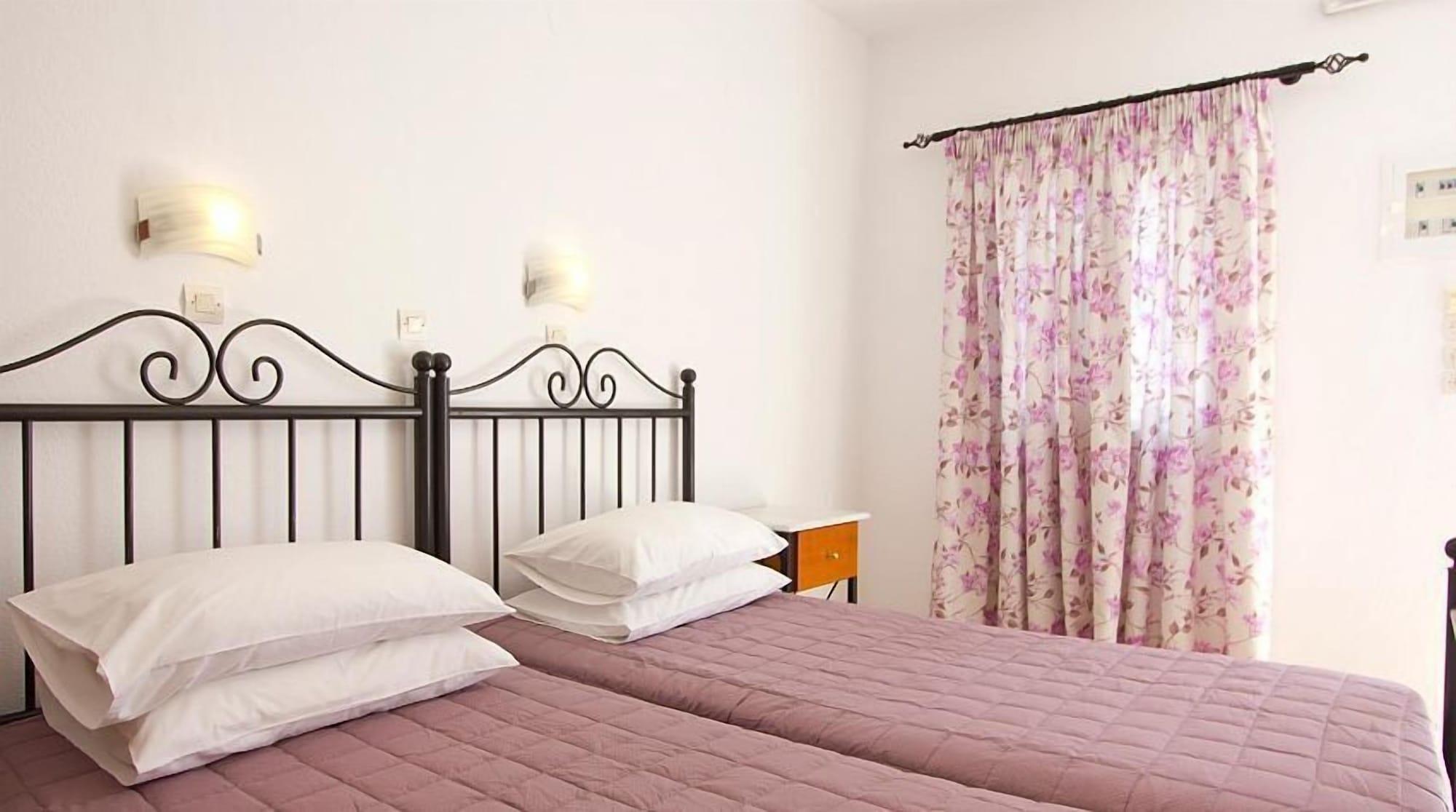 אורנוס Anixi Hotel מראה חיצוני תמונה