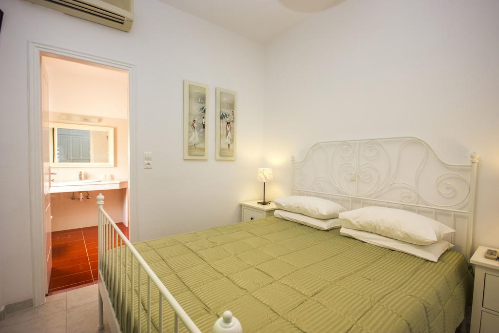 אורנוס Anixi Hotel חדר תמונה